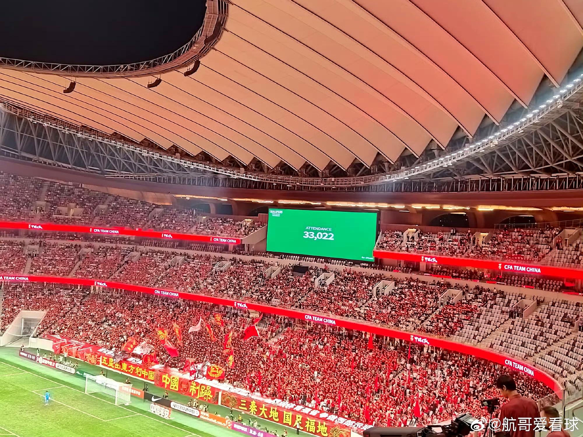 关于国家队备获好消息，教练团队毫不懈怠为重要比赛筹备的信息