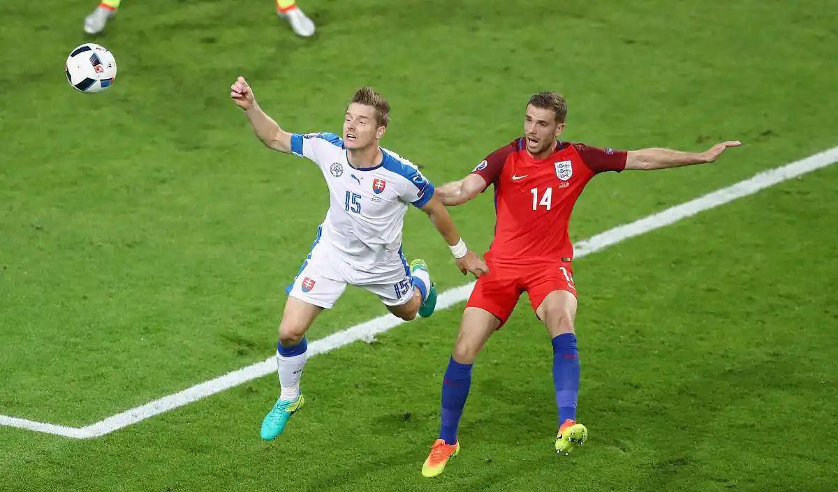 包含斯洛伐克队积极备战，决胜之战的词条