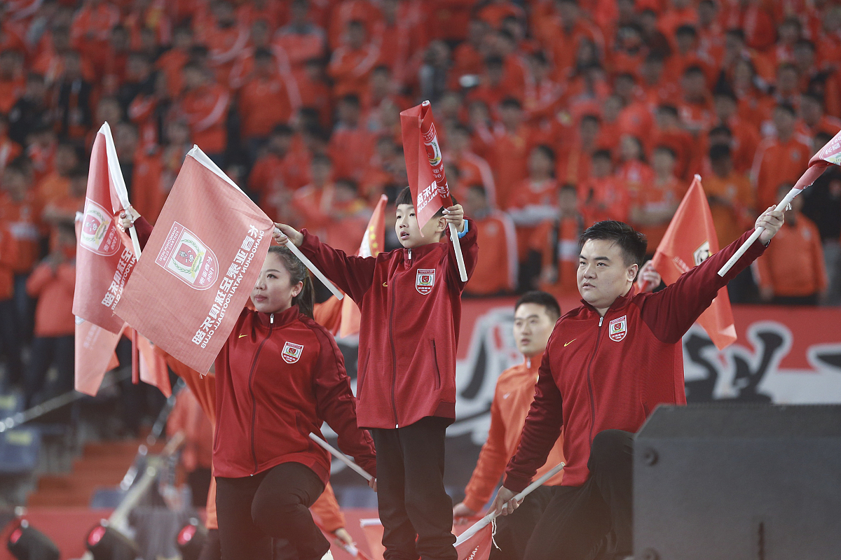 大发娱乐平台-关于首次参赛球队抢眼表现，赢得观众喝彩的信息