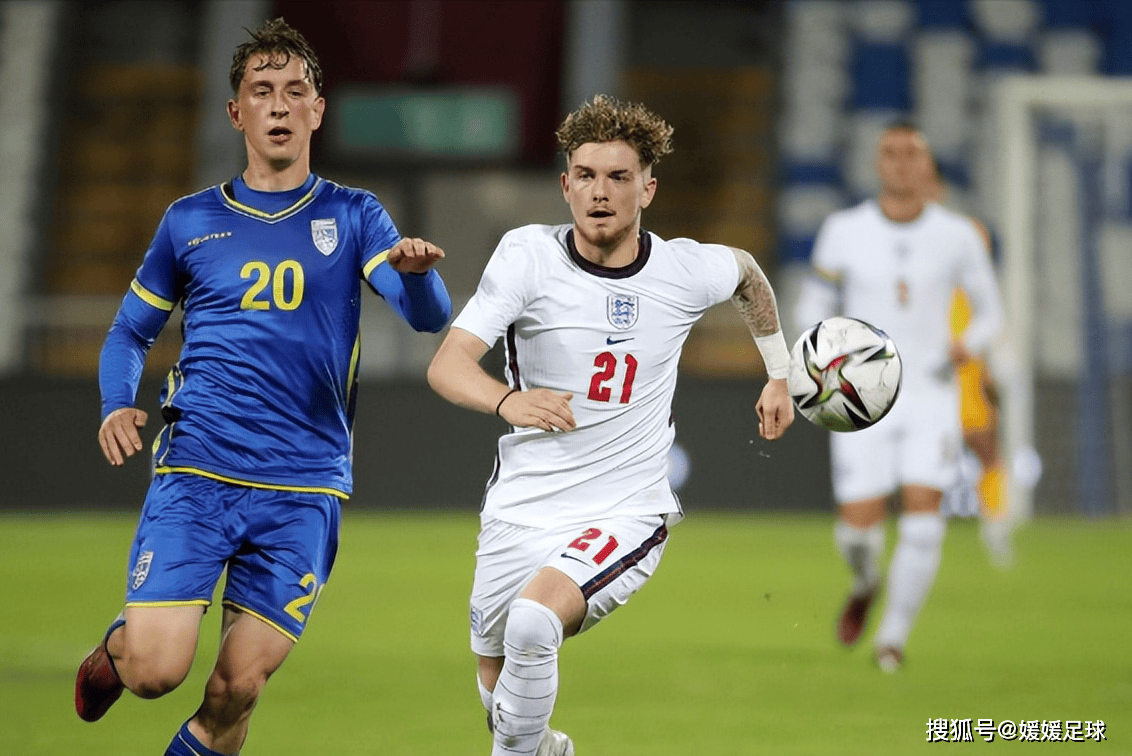 英格兰对冰岛的历史比赛记录和专家对比分预测