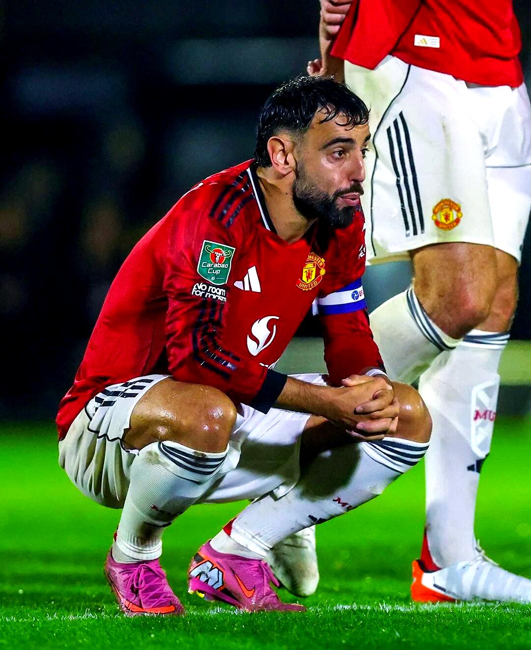 大发娱乐平台-曼联队球员误判失利,教练批评技术失误